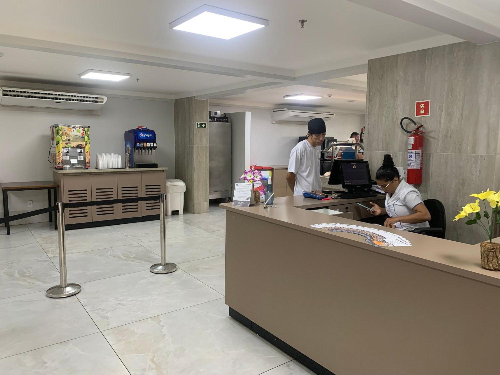 Hotel Spazzio Diroma Cafe Da Manha E Acesso Ao Acqua Park Caldas Novas Bagian luar foto