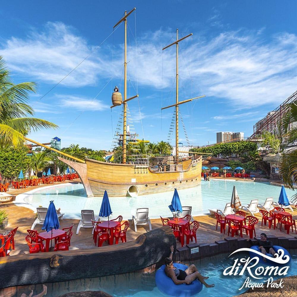 Hotel Spazzio Diroma Cafe Da Manha E Acesso Ao Acqua Park Caldas Novas Bagian luar foto